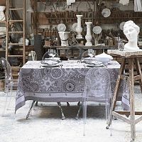 Скатерть круглая Le Jacquard Francais PORCELAINE kaolin диаметр 210